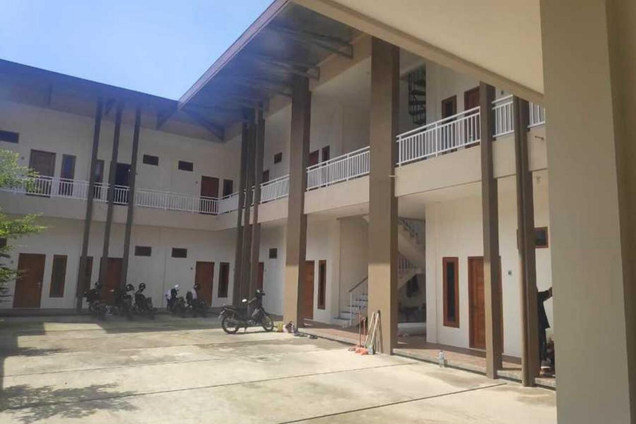 Kembaran Reddoorz Near Universitas Muhammadiyah Purwokerto מראה חיצוני תמונה
